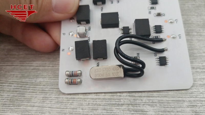 熱保護(hù)器安裝