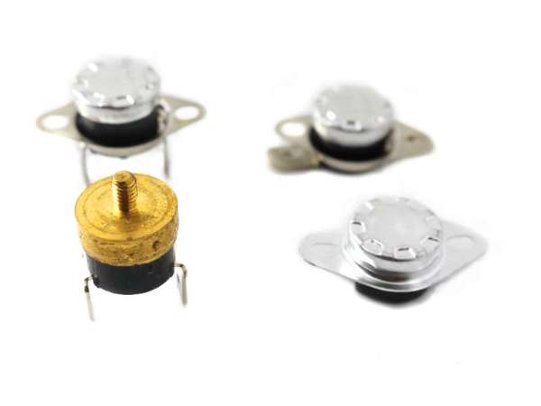 汽車水溫傳感器與溫控開關作用相同嗎