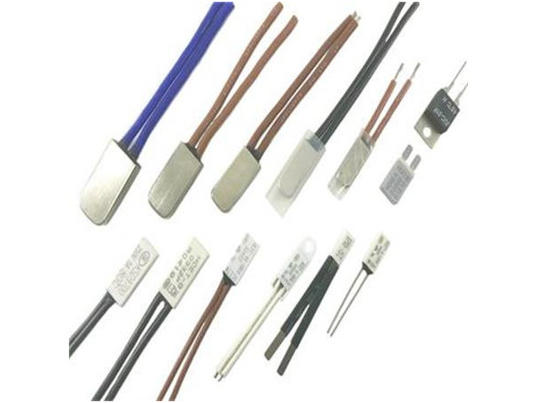 HCET-A型溫控開關(guān)產(chǎn)品尺寸圖