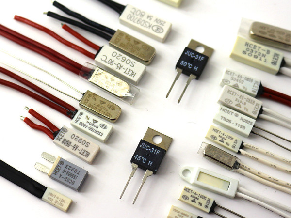 充電樁溫控開關應用方式與原理