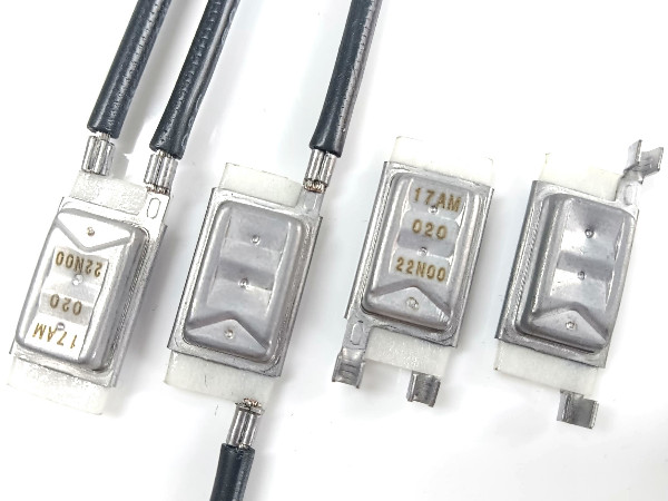 17AM油泵電機熱保護器原理