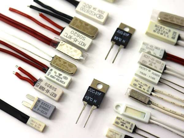 電腦主機(jī)風(fēng)扇電機(jī)專(zhuān)用溫控開(kāi)關(guān)定制